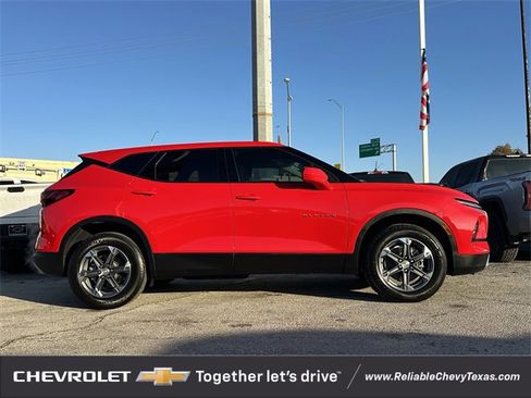 Certified 2023 Chevrolet Blazer LT image 3