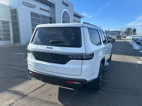 New 2026 Jeep Grand Wagoneer 4WD w/ Premium Group I image 8