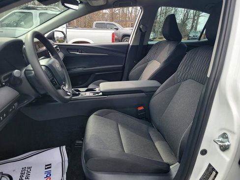 Used 2026 Toyota Camry LE w/ Convenience Package image 11