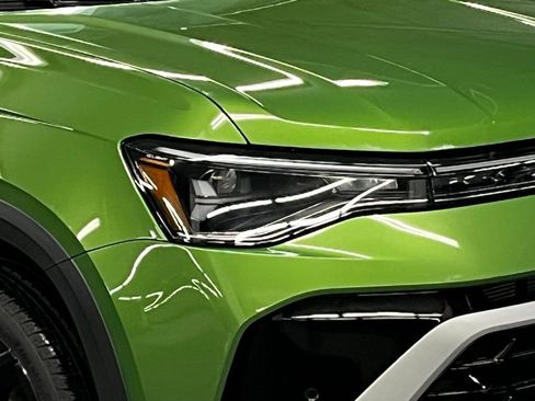 New 2025 Volkswagen Taos SEL image 41