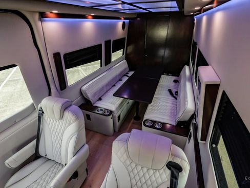 Used 2023 Mercedes-Benz Sprinter 3500 image 73