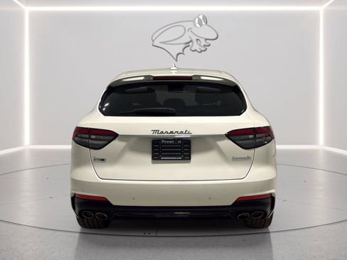 Used 2023 Maserati Levante Modena AWD/4WD image 4