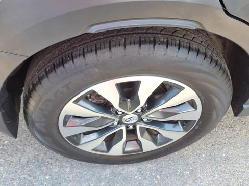 Certified 2025 Subaru Outback Limited AWD/4WD image 6