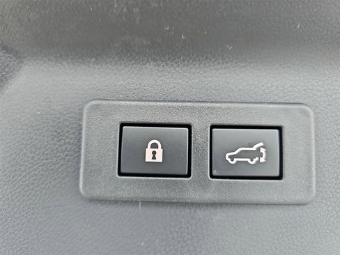 Certified 2026 Subaru Forester Premium image 13