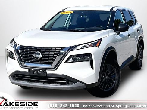 Used 2023 Nissan Rogue S FWD image 1