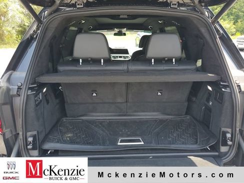 Used 2021 BMW X7 xDrive40i w/ M Sport Package AWD/4WD image 33