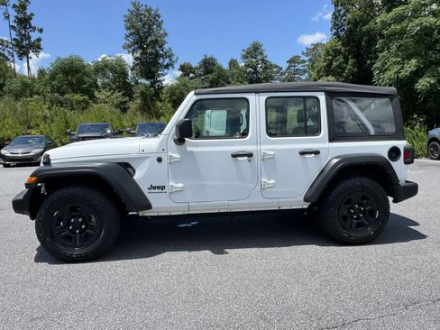 Used 2023 Jeep Wrangler Unlimited Sport AWD/4WD image 8