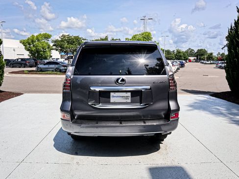 Used 2023 Lexus GX 460 Premium w/ Premium Package AWD/4WD image 9
