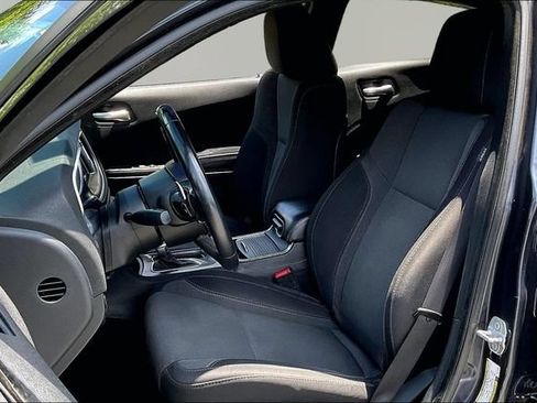 Used 2016 Dodge Charger R/T RWD image 14