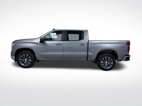 Used 2023 Chevrolet Silverado 1500 LT AWD/4WD image 13
