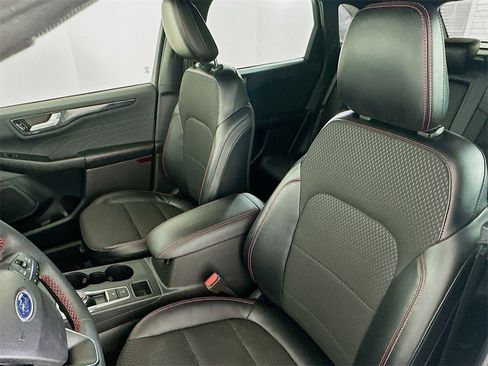 Used 2023 Ford Escape ST-Line w/ Tech Pack #1 image 13
