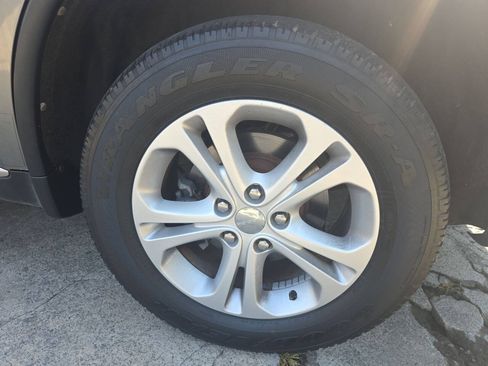 Used 2013 Dodge Durango Crew RWD image 13