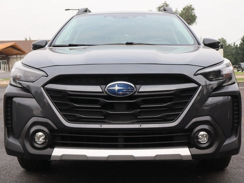 Used 2023 Subaru Outback Premium AWD/4WD image 13