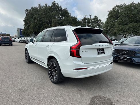 New 2026 Volvo XC90 B6 Plus w/ Protection Package Premier image 4