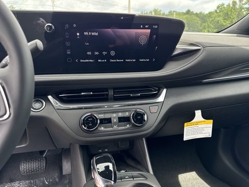 New 2025 Buick Envista Preferred w/ Convenience I Package image 16