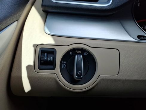 Used 2016 Volkswagen CC R-Line image 24