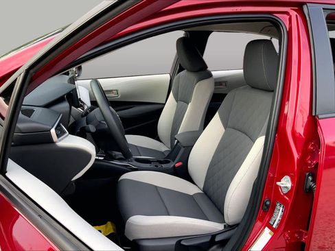 Used 2026 Toyota Corolla LE FWD image 8
