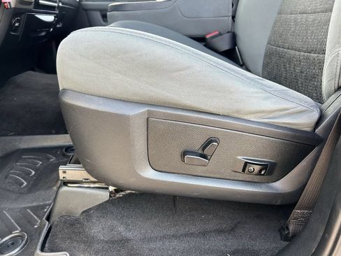 Used 2017 RAM 1500 Big Horn AWD/4WD image 22