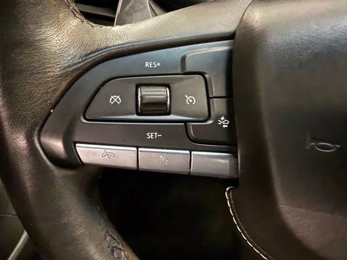 Used 2022 Cadillac CT5 V w/ LPO, ONYX Package image 17