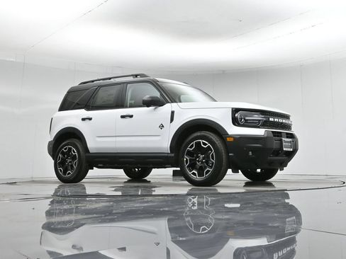 New 2026 Ford Bronco Sport Outer Banks AWD/4WD image 3
