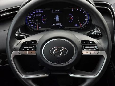 Used 2023 Hyundai Tucson SEL FWD image 19