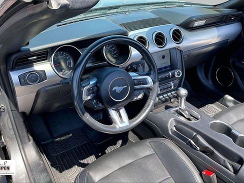 Used 2022 Ford Mustang Premium image 13