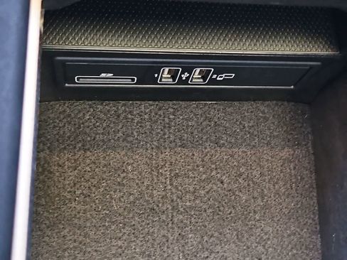 Used 2019 Mercedes-Benz C 300 C 300 image 34