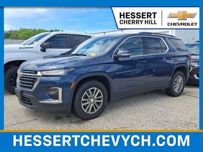 Used 2023 Chevrolet Traverse LT