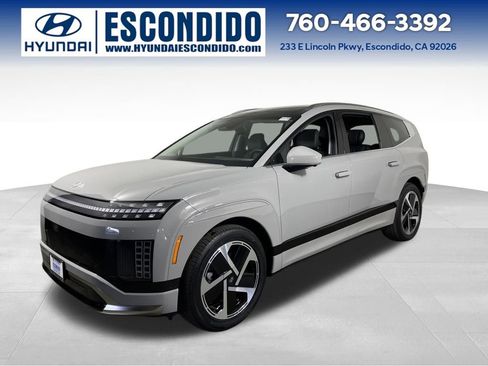 New 2026 Hyundai Ioniq 9 Calligraphy image 1