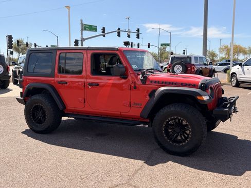 Used 2023 Jeep Wrangler Unlimited Rubicon w/ Cold Weather Group AWD/4WD image 39