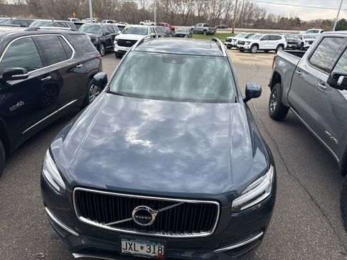 Used 2019 Volvo XC90 T6 Momentum w/ Advanced Package image 12