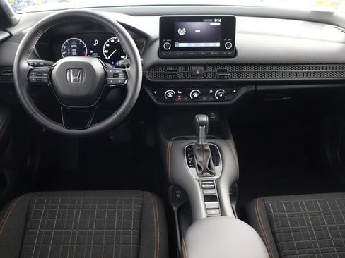 Certified 2025 Honda HR-V Sport image 2