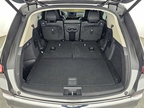 New 2026 Acura MDX SH-AWD image 16