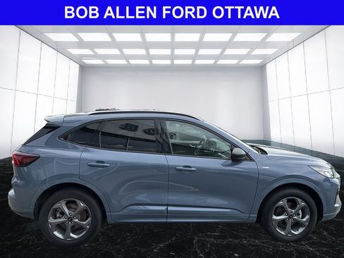Used 2024 Ford Escape ST-Line AWD/4WD image 6