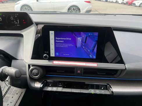 Used 2026 Toyota Prius XLE FWD image 17