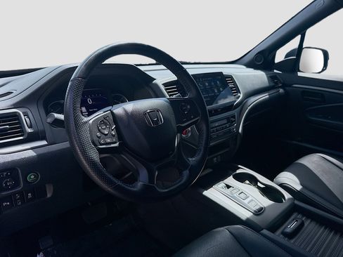 Used 2023 Honda Passport EX-L image 9