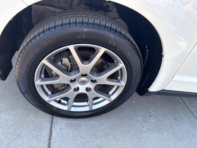 Used 2019 Dodge Journey GT AWD/4WD image 17