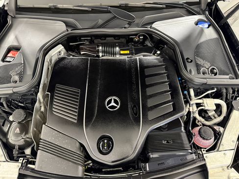Used 2023 Mercedes-Benz E 450 Coupe image 25