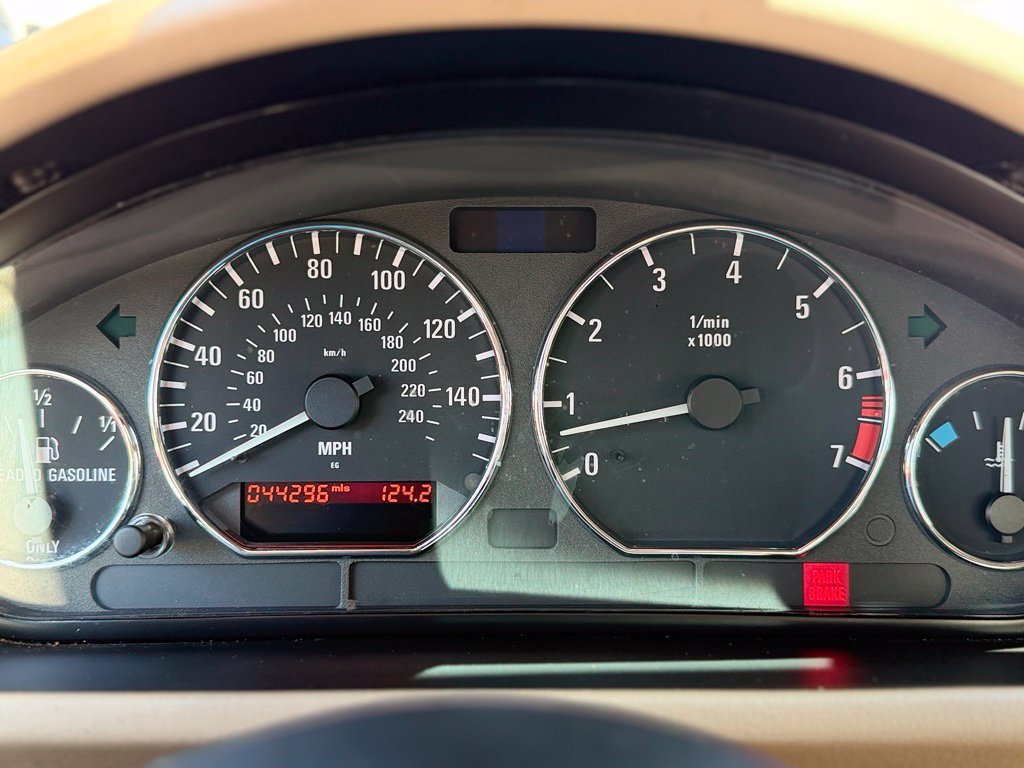 Used 2002 BMW Z3 3.0i RWD image 31