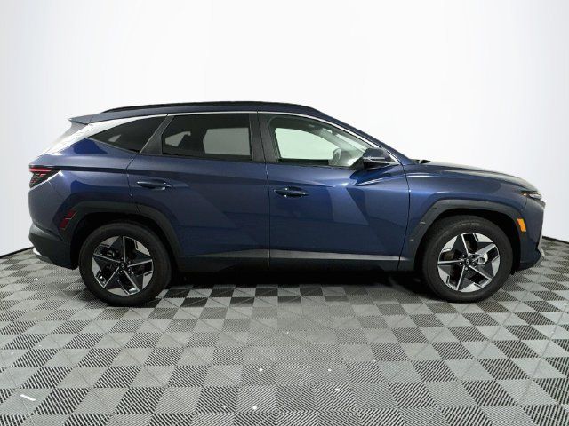 Certified 2025 Hyundai Tucson SEL FWD image 8