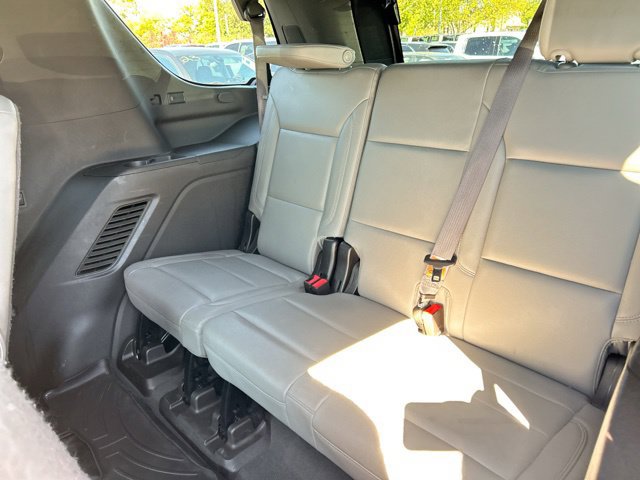 Used 2022 Chevrolet Tahoe Z71 w/ Luxury Package AWD/4WD image 23