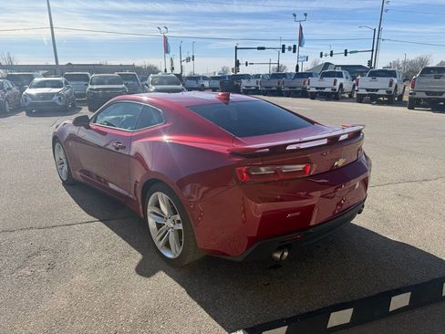 Used 2018 Chevrolet Camaro SS image 4
