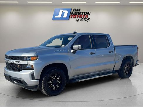 Used 2019 Chevrolet Silverado 1500 Custom w/ Custom Value Package image 1