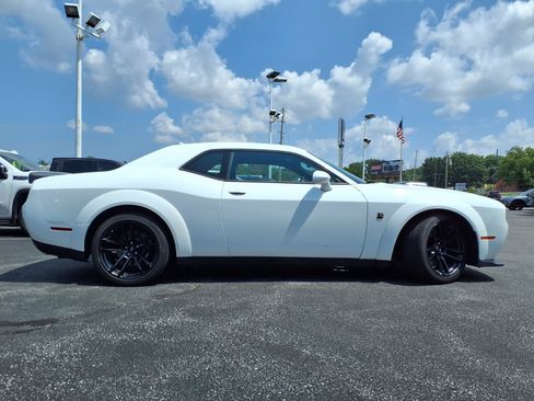 Used 2023 Dodge Challenger R/T Scat Pack RWD image 37