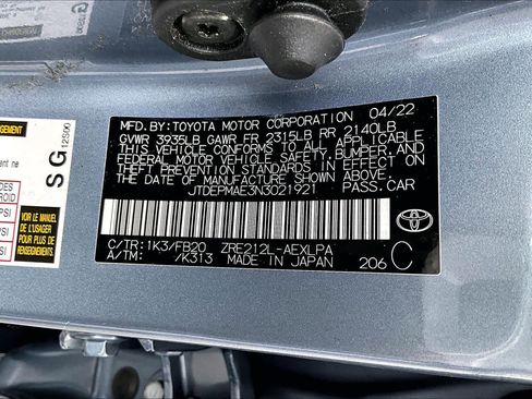 Used 2022 Toyota Corolla LE w/ Body Protection Package (TMS) FWD image 32