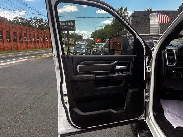 Used 2024 RAM 3500 Big Horn AWD/4WD image 13