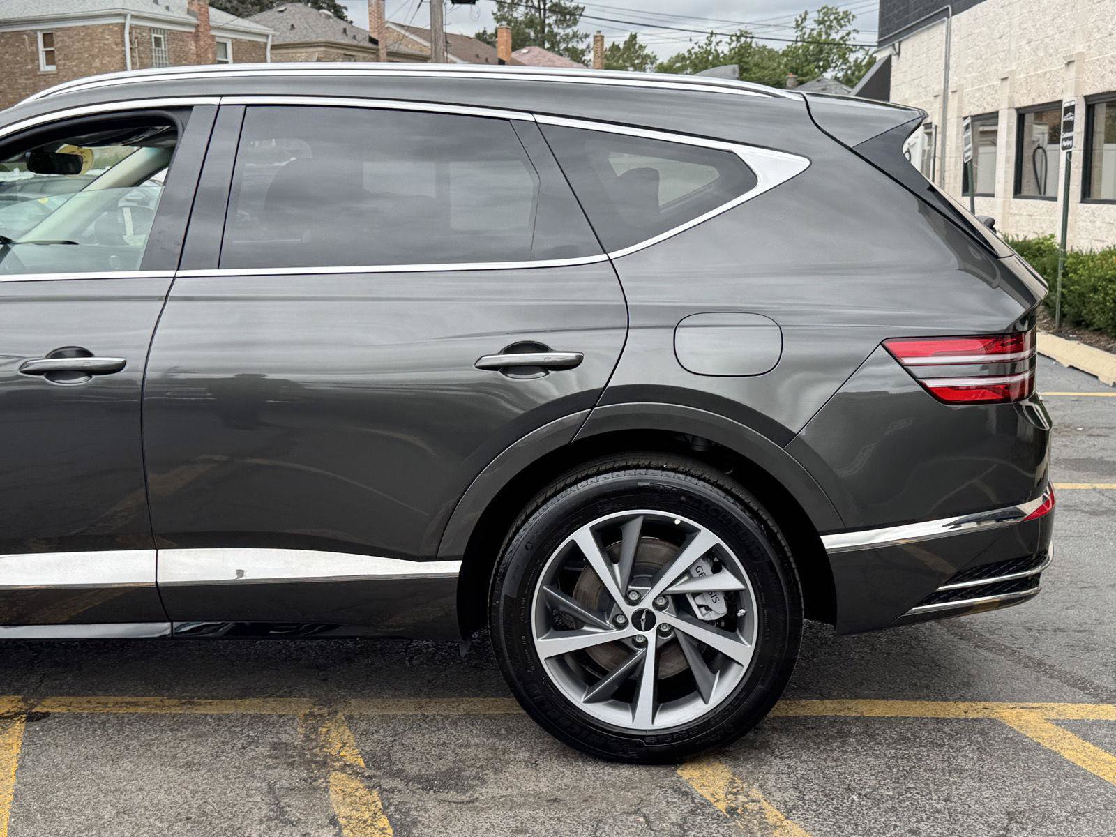 Used 2025 Genesis GV80 2.5T Select AWD/4WD image 3