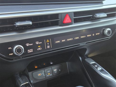 New 2026 Kia Sorento S image 14