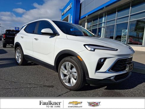 Certified 2025 Buick Encore GX Preferred image 1