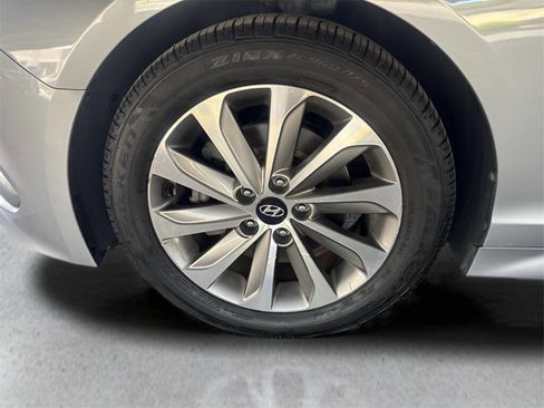 Used 2016 Hyundai Sonata Sport w/ Option Group 1V image 20